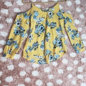 women's floral top